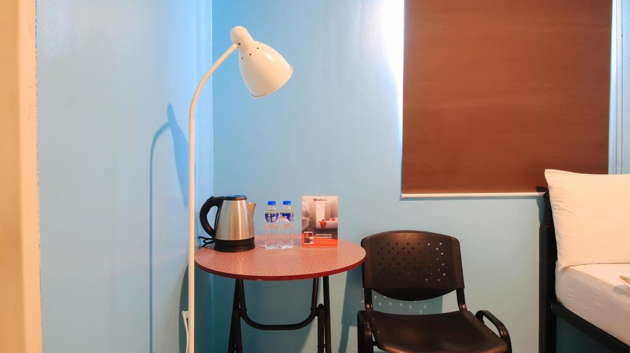Reddoorz At Hotel Rosemarie Pasay Eksteriør bilde