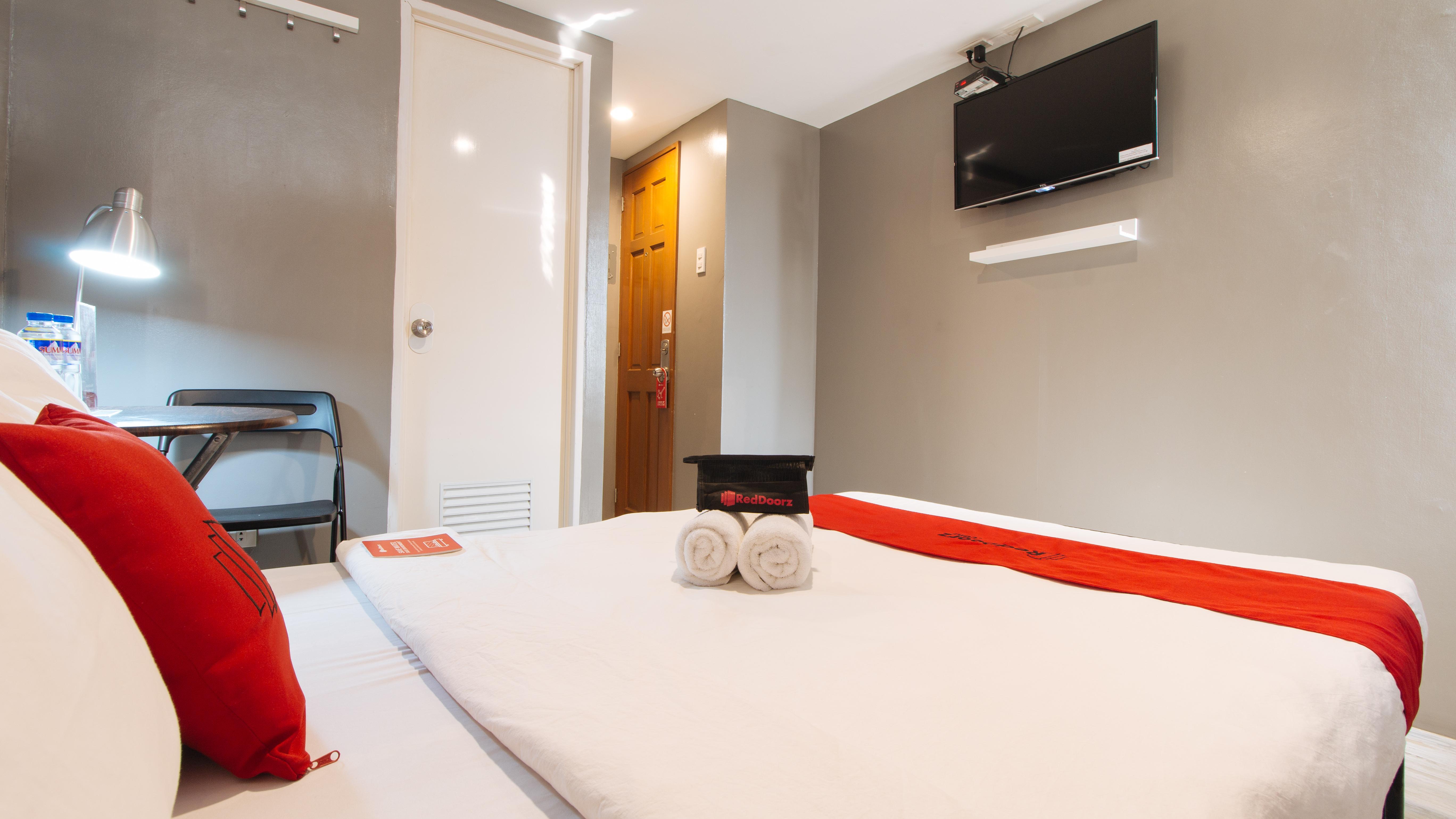 Reddoorz At Hotel Rosemarie Pasay Eksteriør bilde