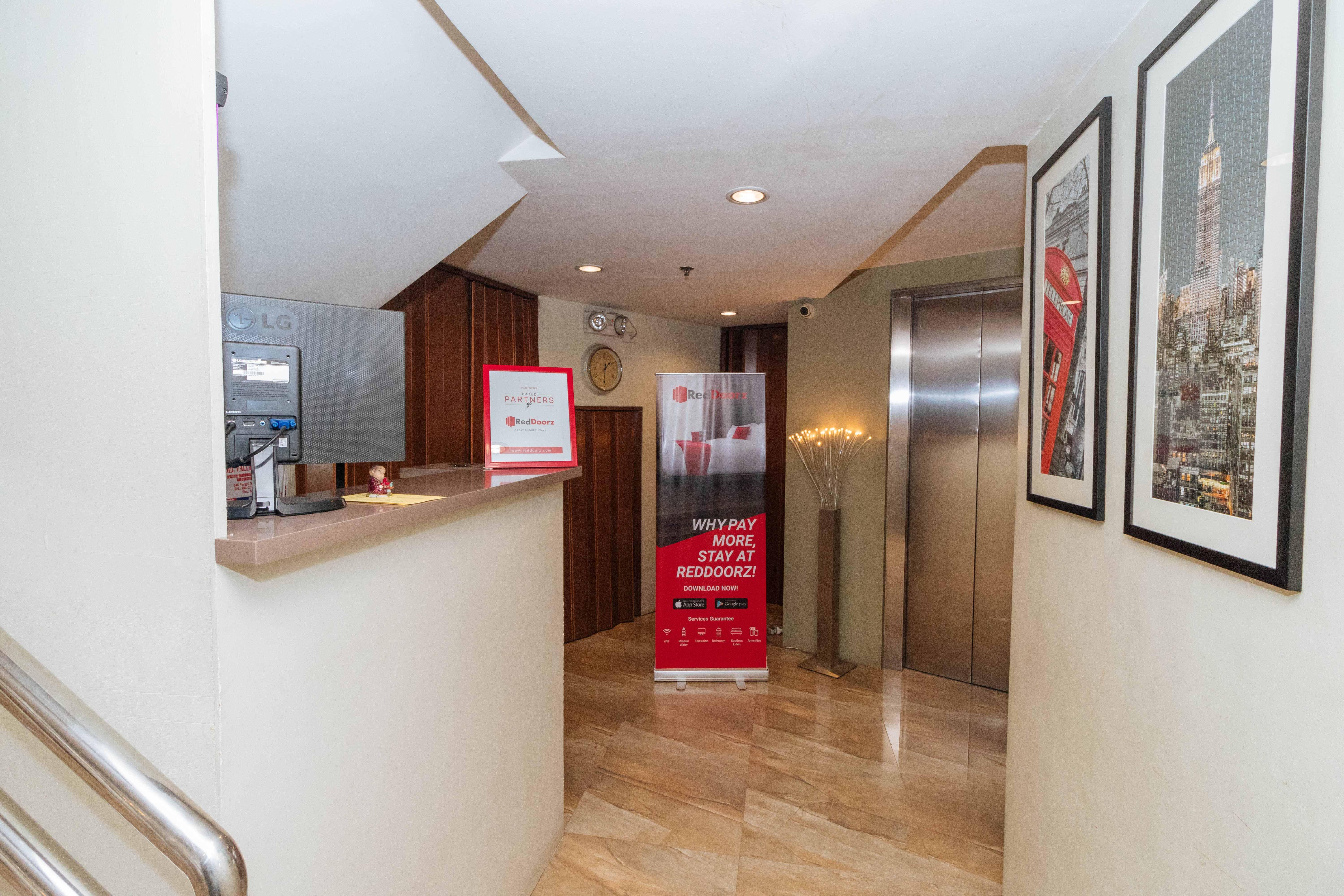 Reddoorz At Hotel Rosemarie Pasay Eksteriør bilde