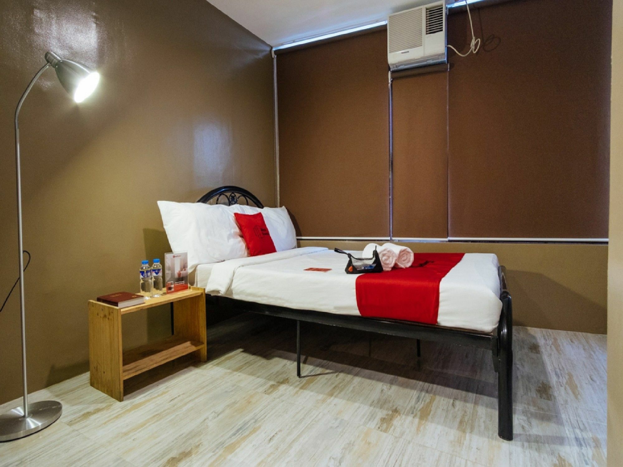 Reddoorz At Hotel Rosemarie Pasay Eksteriør bilde