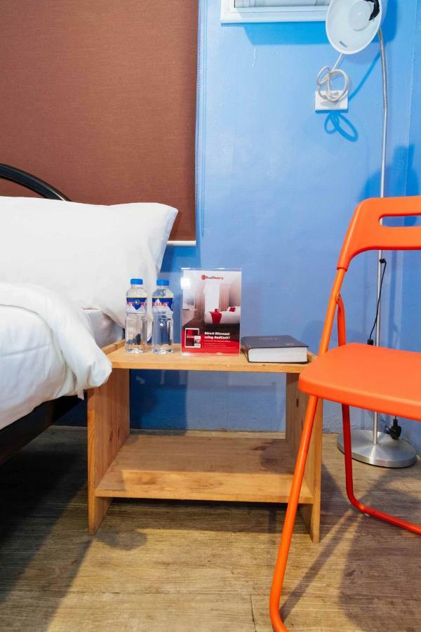 Reddoorz At Hotel Rosemarie Pasay Eksteriør bilde